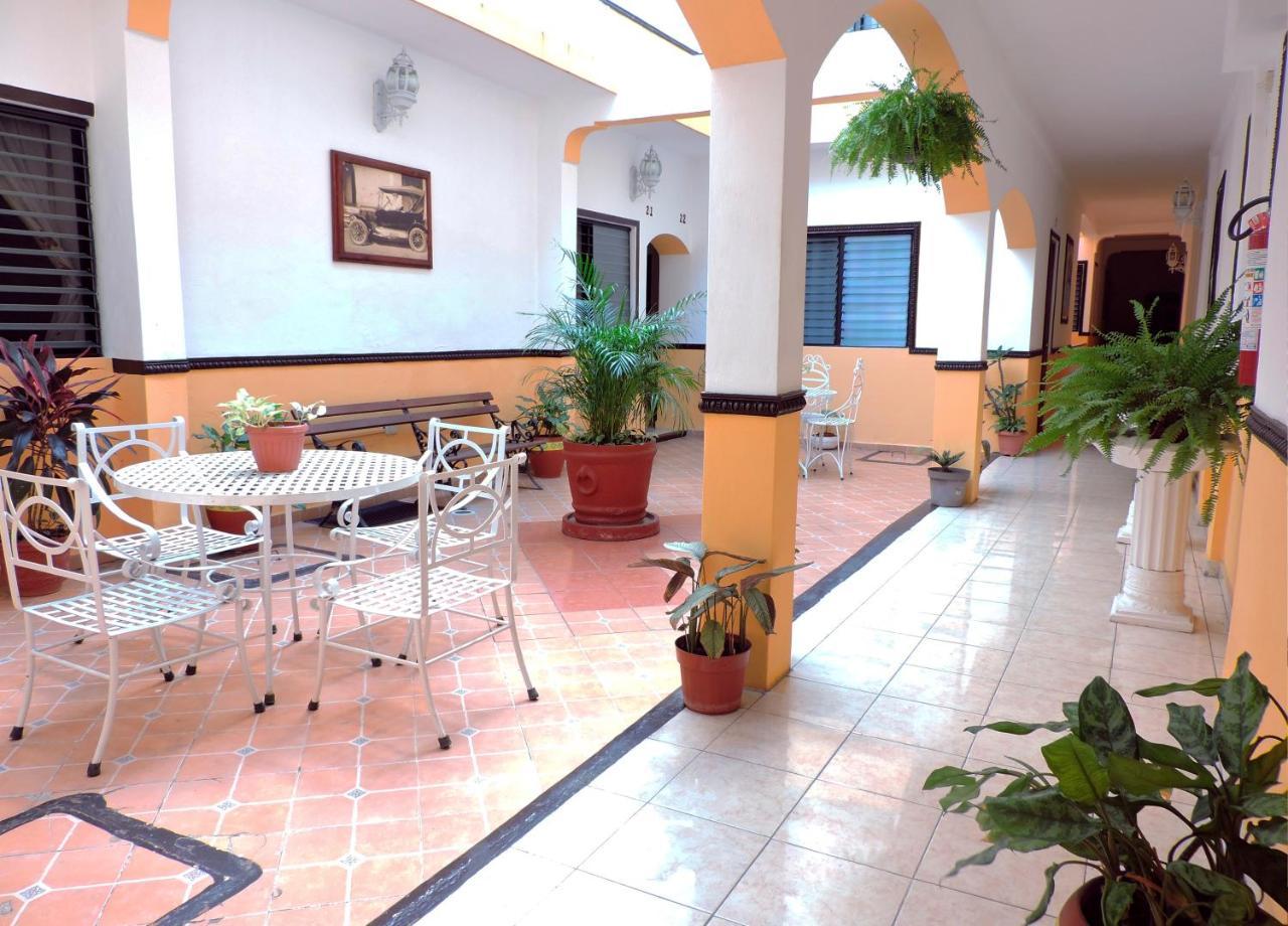 Hotel Valladolid Valladolid  Eksteriør billede
