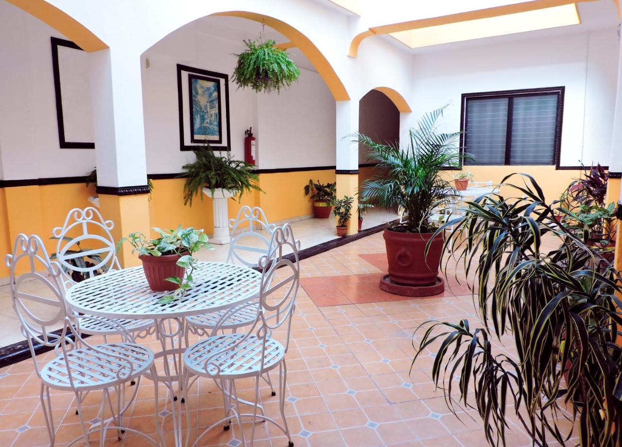 Hotel Valladolid Valladolid  Eksteriør billede